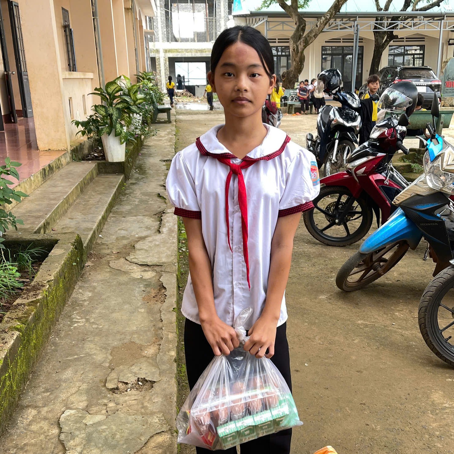 Cùng Em Lớn | Những túi quà tiếp sức đợt 2 tháng 10/2025